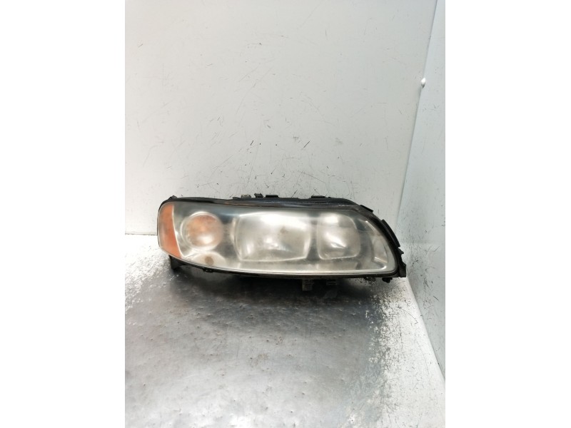 Recambio de faro izquierdo para volvo s60 i (384) 2.4 d referencia OEM IAM 30698826 89900256 FARO PARA PULIR 2000