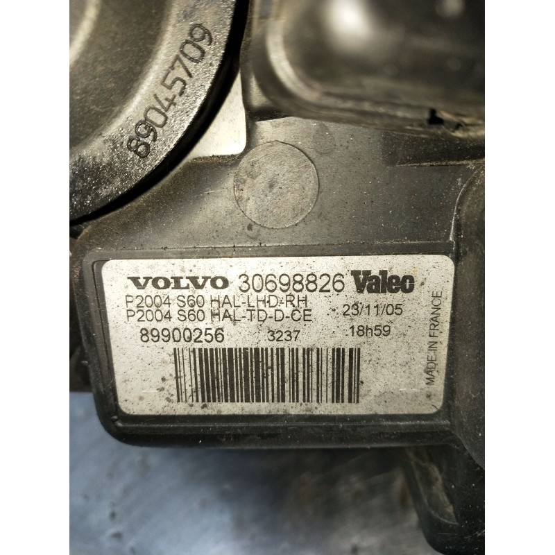 Recambio de faro izquierdo para volvo s60 i (384) 2.4 d referencia OEM IAM 30698826 89900256 FARO PARA PULIR 2000