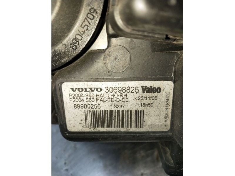 Recambio de faro izquierdo para volvo s60 i (384) 2.4 d referencia OEM IAM 30698826 89900256 FARO PARA PULIR 2000