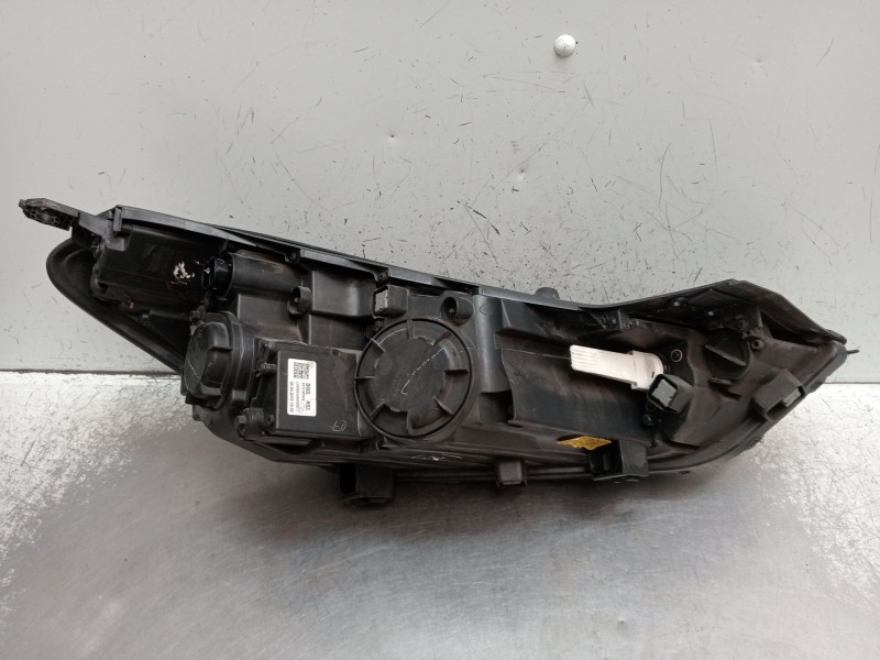 Recambio de faro izquierdo para hyundai tucson (tl, tle) 1.6 crdi referencia OEM IAM 92101D7600 L009D600065333 