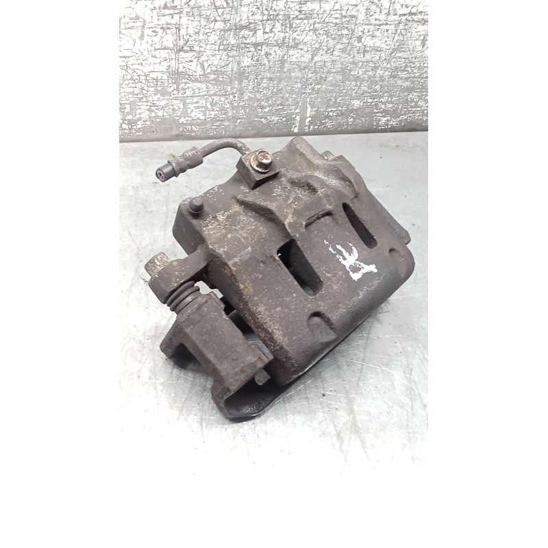 Recambio de pinza freno delantera derecha para kia carnival ii (gq) 2.9 crdi referencia OEM IAM  KMC 01