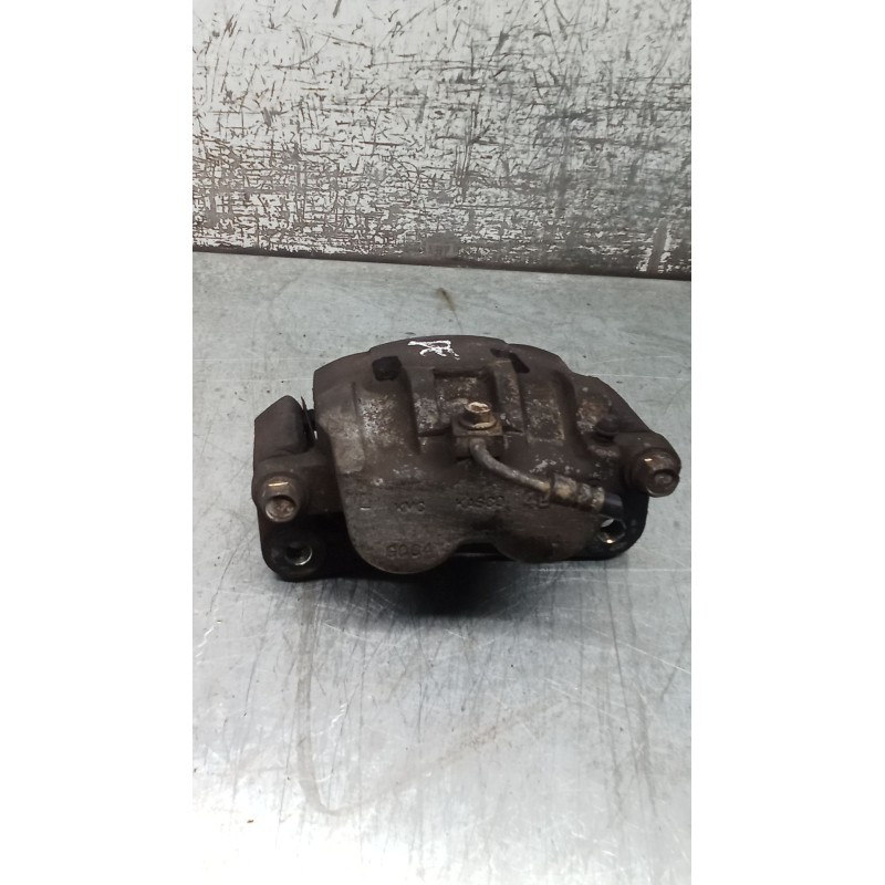 Recambio de pinza freno delantera derecha para kia carnival ii (gq) 2.9 crdi referencia OEM IAM  KMC 01