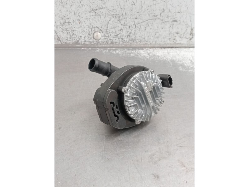 Recambio de bomba agua para renault captur iii captur e-tech hybrid referencia OEM IAM 039202450R 210111061R 2025