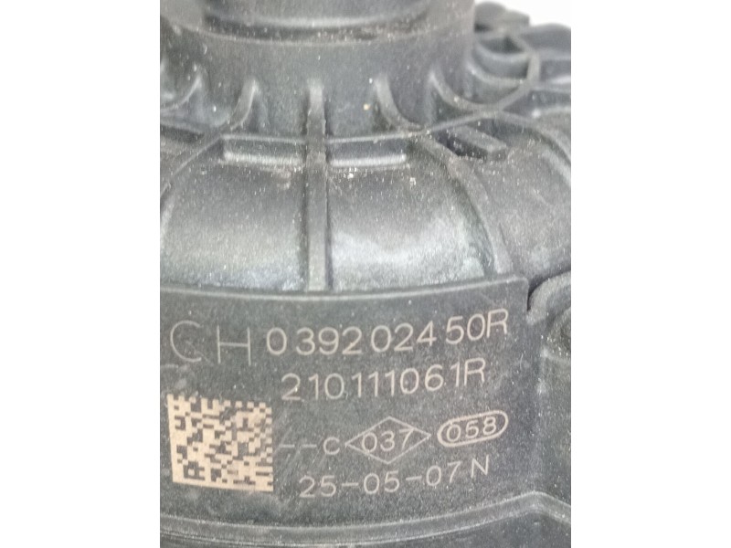 Recambio de bomba agua para renault captur iii captur e-tech hybrid referencia OEM IAM 039202450R 210111061R 2025