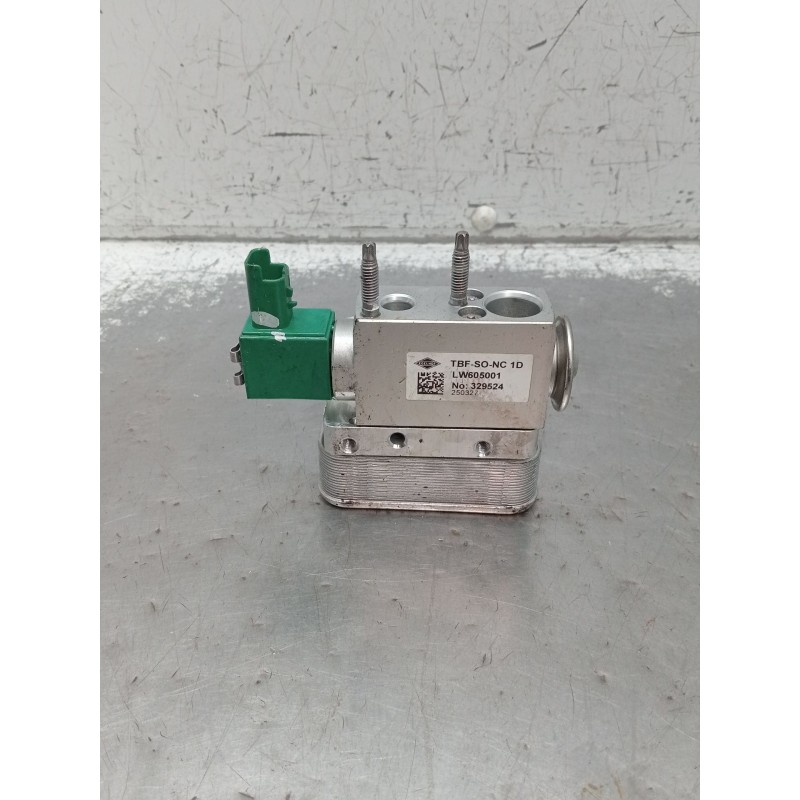 Recambio de valvula intercambio de calefaccion para renault captur iii captur e-tech hybrid referencia OEM IAM 295E35353R 000028