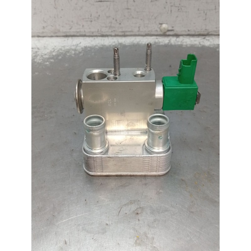 Recambio de valvula intercambio de calefaccion para renault captur iii captur e-tech hybrid referencia OEM IAM 295E35353R 000028
