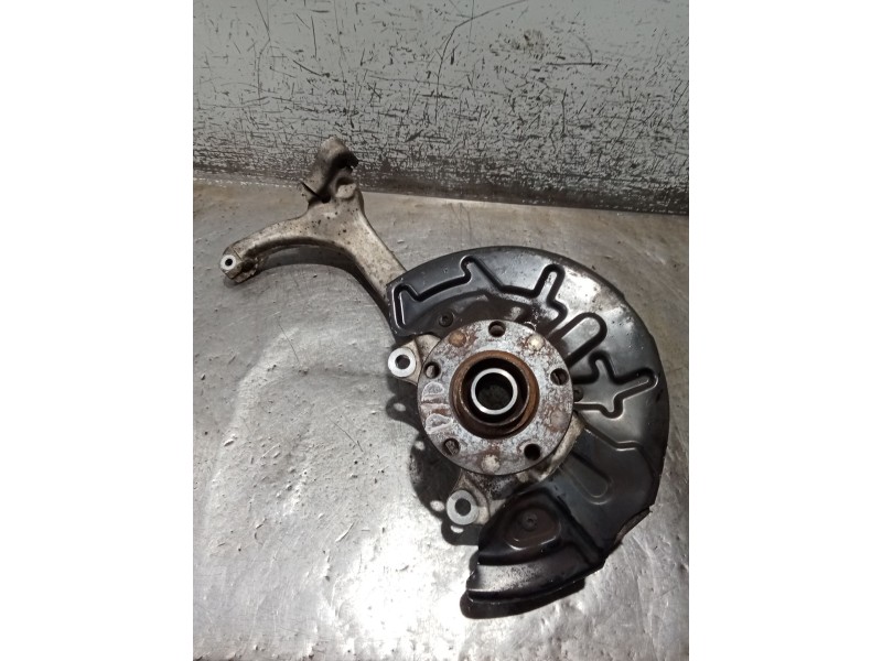 Recambio de mangueta delantera derecha para audi a4 b6 avant (8e5) 2.5 tdi quattro referencia OEM IAM   