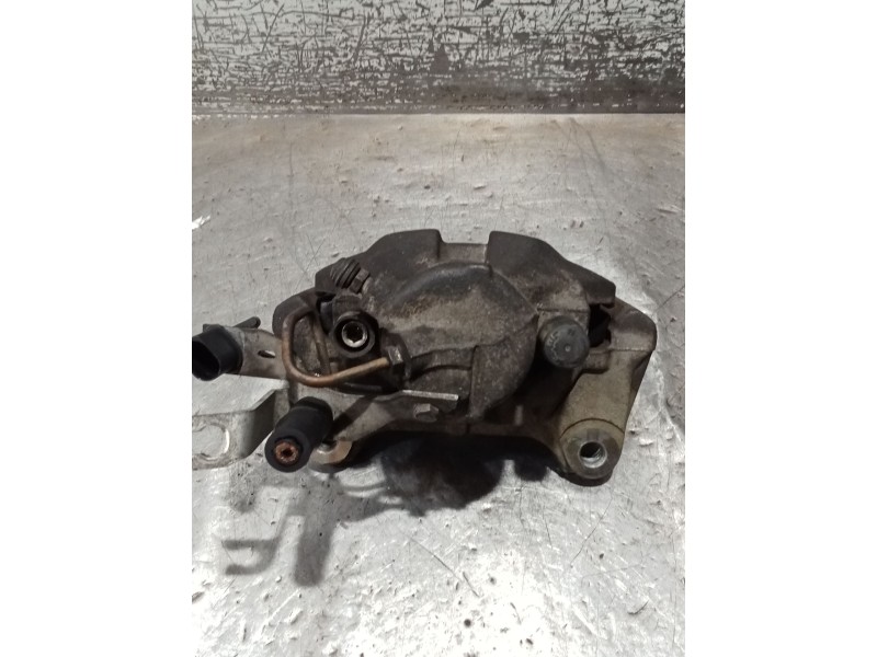 Recambio de pinza freno delantera derecha para audi a4 b6 avant (8e5) 2.5 tdi quattro referencia OEM IAM   