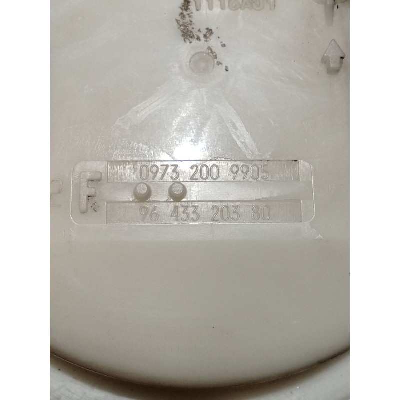 Recambio de bomba combustible para peugeot 206 hatchback (2a/c) 1.4 i referencia OEM IAM 9643320380 09732009905 