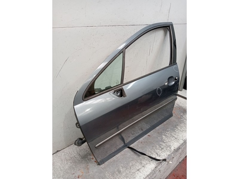 Recambio de puerta delantera izquierda para peugeot 407 (6d_) 2.0 hdi 135 (6drhrh, 6drhre, 6drhrg, 6drhrj) referencia OEM IAM   