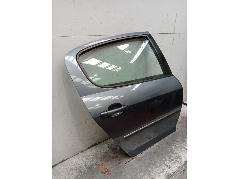 Recambio de puerta trasera derecha para peugeot 407 (6d_) 2.0 hdi 135 (6drhrh, 6drhre, 6drhrg, 6drhrj) referencia OEM IAM   