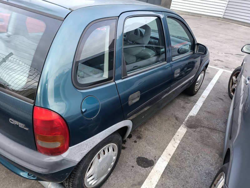 opel corsa b del año 1997
