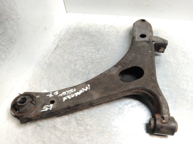 Recambio de brazo suspension inferior delantero derecho para subaru impreza g12 1.5 referencia OEM IAM   