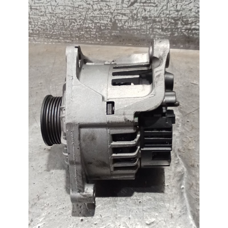 Recambio de alternador para audi a4 b6 avant (8e5) 2.5 tdi quattro referencia OEM IAM 0986044470  