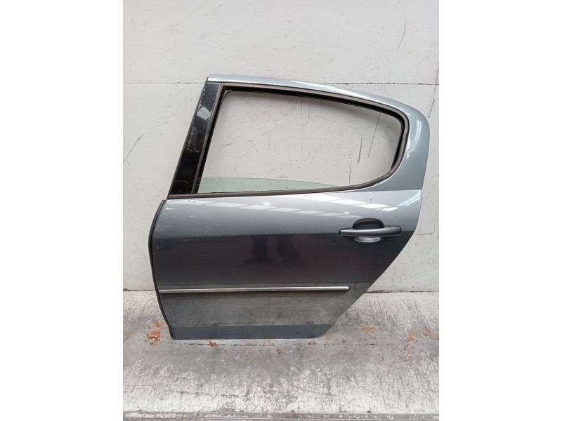 Recambio de puerta trasera izquierda para peugeot 407 (6d_) 2.0 hdi 135 (6drhrh, 6drhre, 6drhrg, 6drhrj) referencia OEM IAM   