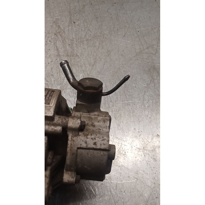 Recambio de alternador para kia carnival ii (gq) 2.9 crdi referencia OEM IAM 373004X003 TA000A56901 01 110A