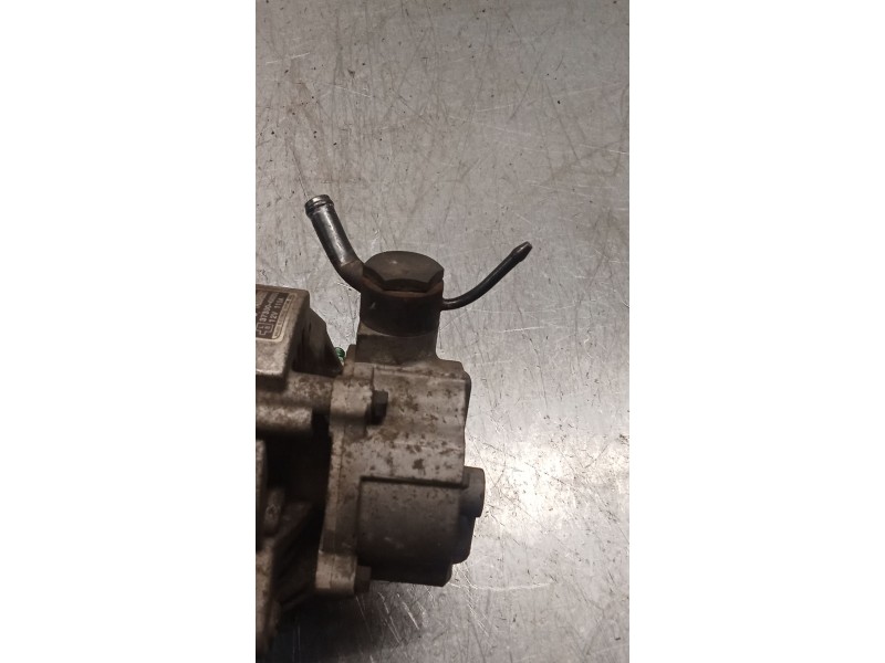 Recambio de alternador para kia carnival ii (gq) 2.9 crdi referencia OEM IAM 373004X003 TA000A56901 01 110A