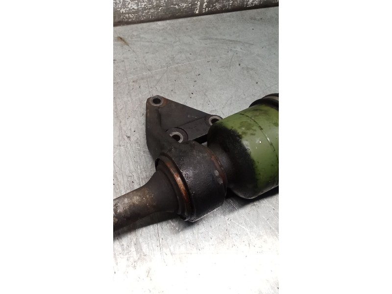 Recambio de transmision delantera derecha para kia carnival ii (gq) 2.9 crdi referencia OEM IAM   01