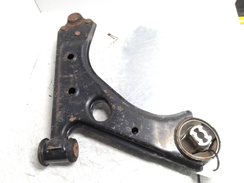 Recambio de brazo suspension inferior delantero izquierdo para citroen nemo 1.3 hdi fap referencia OEM IAM   