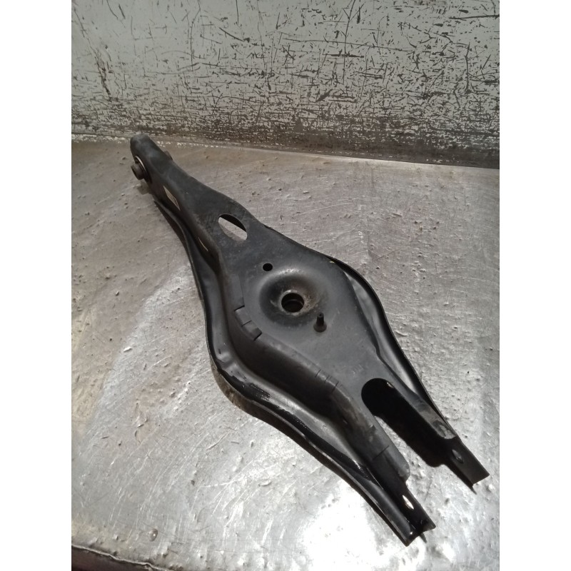 Recambio de brazo suspension inferior trasero derecho para hyundai i30 (pde, pd, pden) 1.0 t-gdi referencia OEM IAM 55220G4AA0  