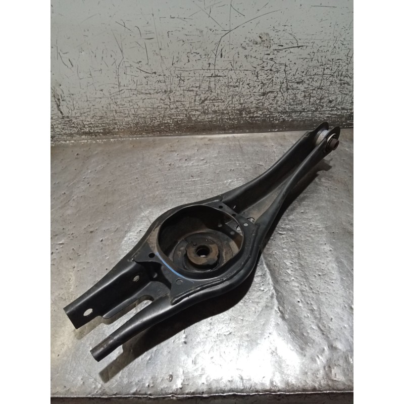 Recambio de brazo suspension inferior trasero izquierdo para hyundai i30 (pde, pd, pden) 1.0 t-gdi referencia OEM IAM 55210G4AA0