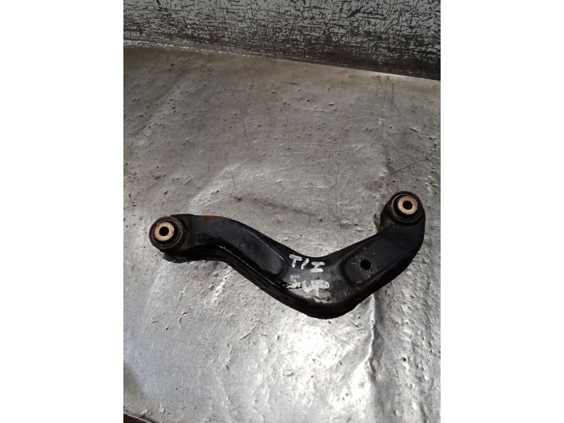 Recambio de brazo suspension superior trasero izquierdo para audi a4 b6 avant (8e5) 2.5 tdi quattro referencia OEM IAM   