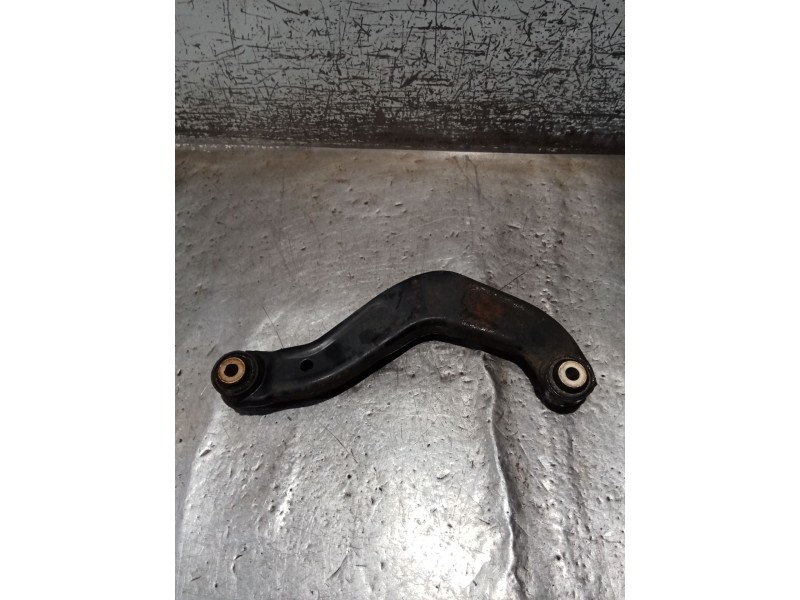 Recambio de brazo suspension superior trasero izquierdo para audi a4 b6 avant (8e5) 2.5 tdi quattro referencia OEM IAM   