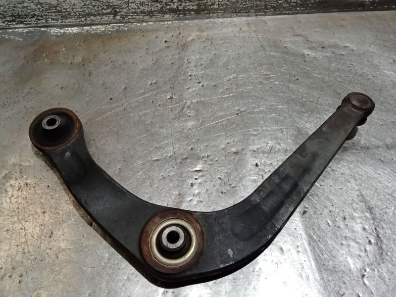 Recambio de brazo suspension inferior delantero derecho para peugeot 206 hatchback (2a/c) 1.4 i referencia OEM IAM   