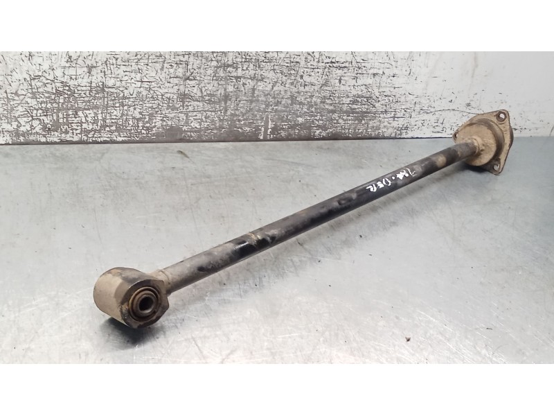 Recambio de tirante trasero derecho para land rover defender station wagon (l316, l315) 2.5 td5 4x4 (l316) referencia OEM IAM   