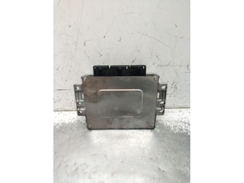 Recambio de centralita motor uce para peugeot 206 hatchback (2a/c) 1.4 i referencia OEM IAM 9637706180 S200023 1998