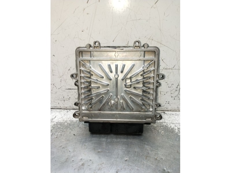 Recambio de centralita motor uce para volvo s60 i (384) 2.4 d referencia OEM IAM 0281012103 30729826A 1039S10667 2000
