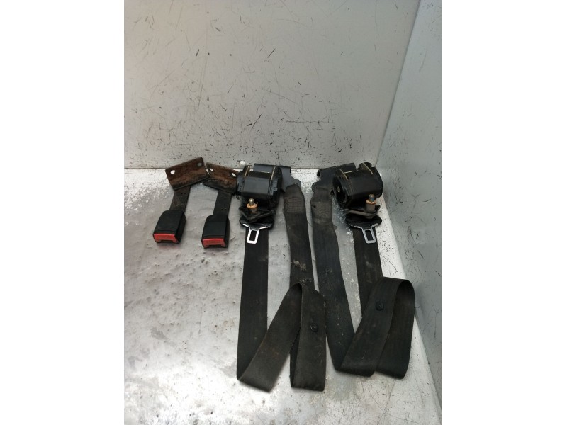 Recambio de juego cinturones delantero para land rover defender station wagon (l316, l315) 2.5 td5 4x4 (l316) referencia OEM IAM