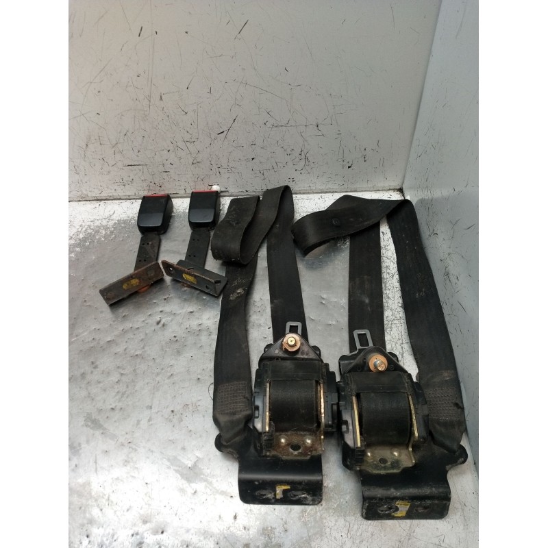 Recambio de juego cinturones delantero para land rover defender station wagon (l316, l315) 2.5 td5 4x4 (l316) referencia OEM IAM