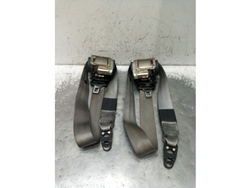 Recambio de juego cinturones delantero para audi a4 b6 avant (8e5) 2.5 tdi quattro referencia OEM IAM  5P 2001