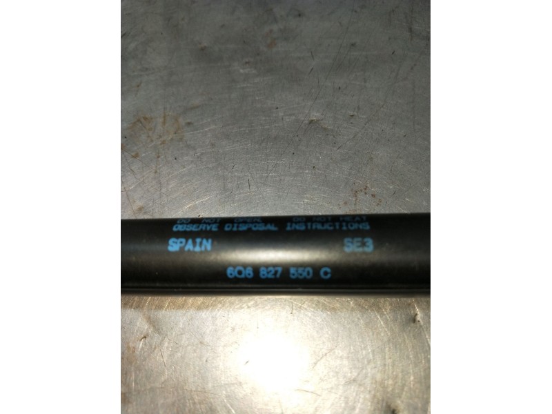 Recambio de amortiguadores maletero / porton para volkswagen polo iv (9n_, 9a_) 1.4 tdi referencia OEM IAM 6Q6827550C  2005