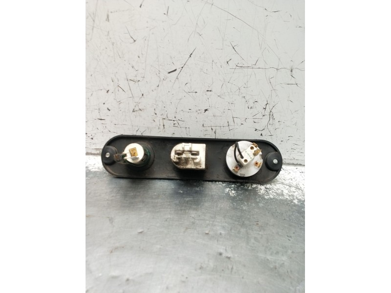 Recambio de mando multifuncion para land rover defender station wagon (l316, l315) 2.5 td5 4x4 (l316) referencia OEM IAM   1998