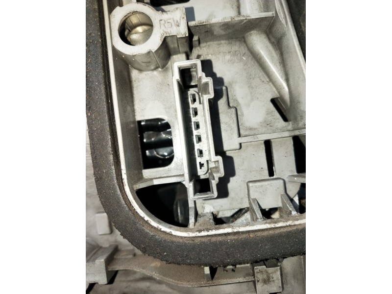 Recambio de piloto trasero izquierdo para volkswagen polo iv (9n_, 9a_) 1.4 tdi referencia OEM IAM   2005