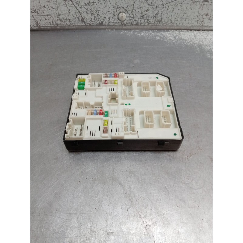 Recambio de caja reles / fusibles para renault laguna iii (bt0/1) 2.0 16v (bt05, bt0f, bt0w) referencia OEM IAM 284B63106R 52222