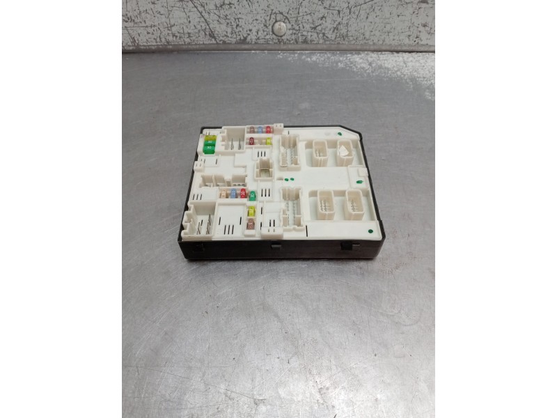 Recambio de caja reles / fusibles para renault laguna iii (bt0/1) 2.0 16v (bt05, bt0f, bt0w) referencia OEM IAM 284B63106R 52222