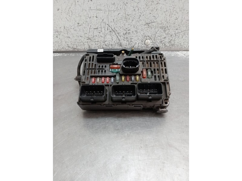 Recambio de caja reles / fusibles para citroën c4 coupe 1.6 16v cat (nfu / tu5jp4) referencia OEM IAM 9661682980 BSML1100 