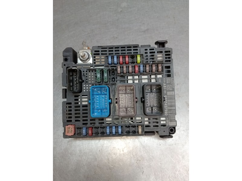 Recambio de caja reles / fusibles para citroën c4 coupe 1.6 16v cat (nfu / tu5jp4) referencia OEM IAM 9807427980 BSMAB100 590453