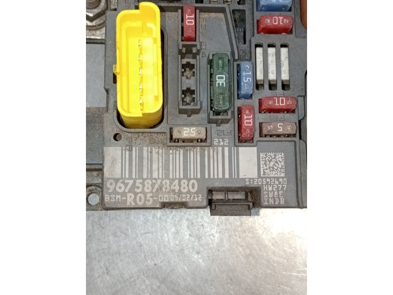 Recambio de caja reles / fusibles para peugeot partner tepee 1.6 hdi / bluehdi 75 referencia OEM IAM 9675878480 BSMR05 20592690 