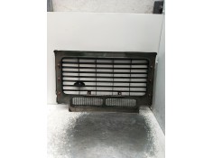 Recambio de rejilla delantera para land rover defender station wagon (l316, l315) 2.5 td5 4x4 (l316) referencia OEM IAM   1998 2
