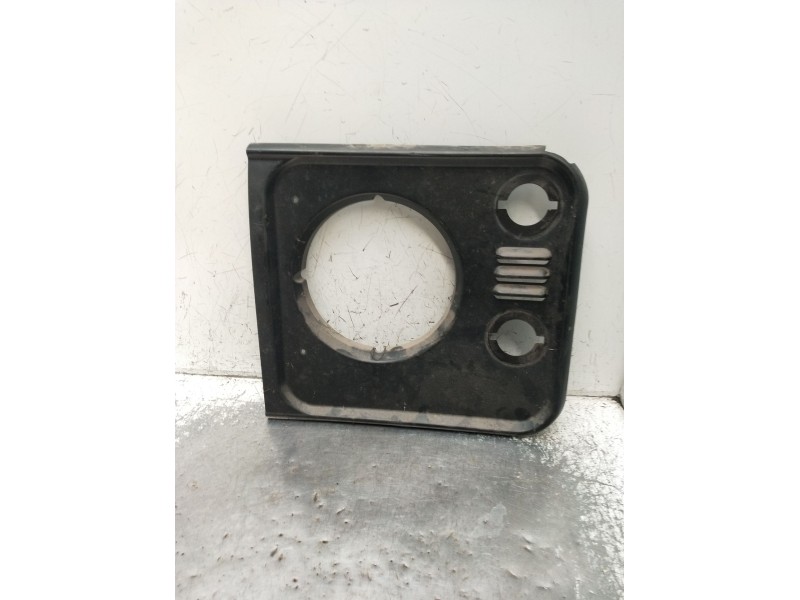 Recambio de rejilla delantera para land rover defender station wagon (l316, l315) 2.5 td5 4x4 (l316) referencia OEM IAM VER FOTO