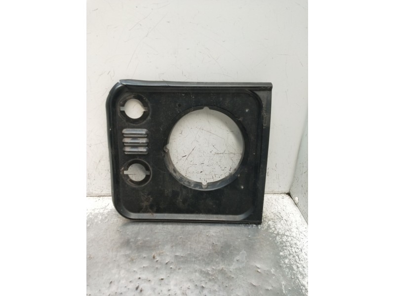 Recambio de rejilla delantera para land rover defender station wagon (l316, l315) 2.5 td5 4x4 (l316) referencia OEM IAM VER FOTO
