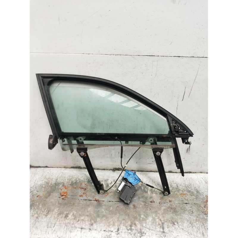 Recambio de elevalunas delantero derecho para audi a4 b6 avant (8e5) 2.5 tdi quattro referencia OEM IAM 8E0837630 5P 2001