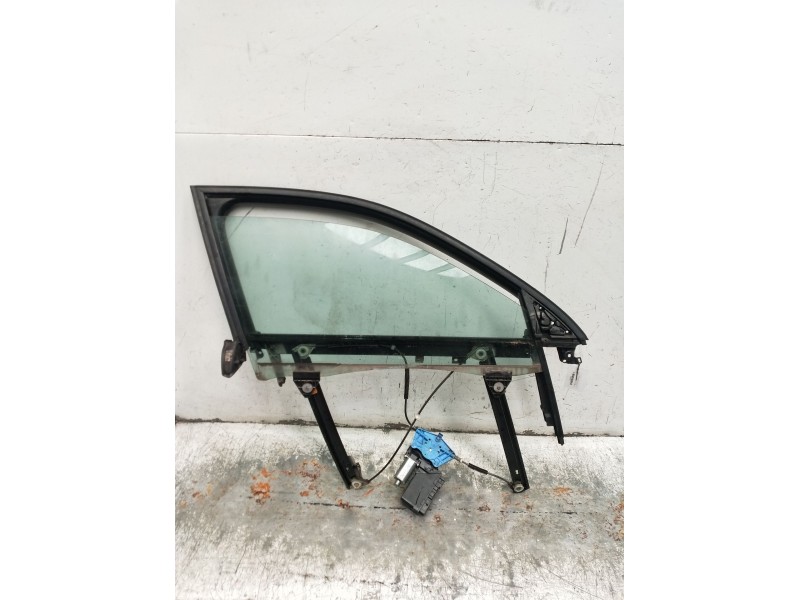 Recambio de elevalunas delantero derecho para audi a4 b6 avant (8e5) 2.5 tdi quattro referencia OEM IAM 8E0837630 5P 2001