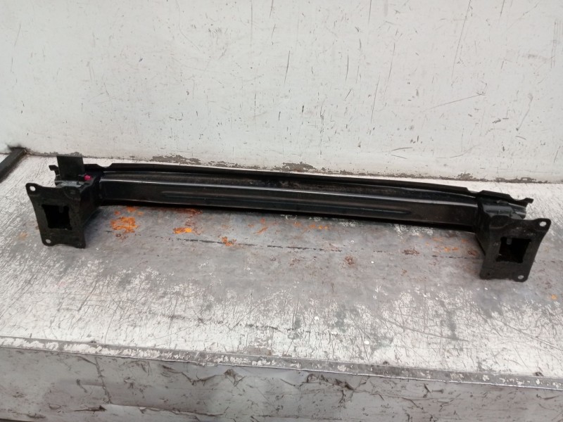 Recambio de refuerzo paragolpes trasero para volkswagen t-roc (a11, d11) 2.0 tdi scr referencia OEM IAM   2024