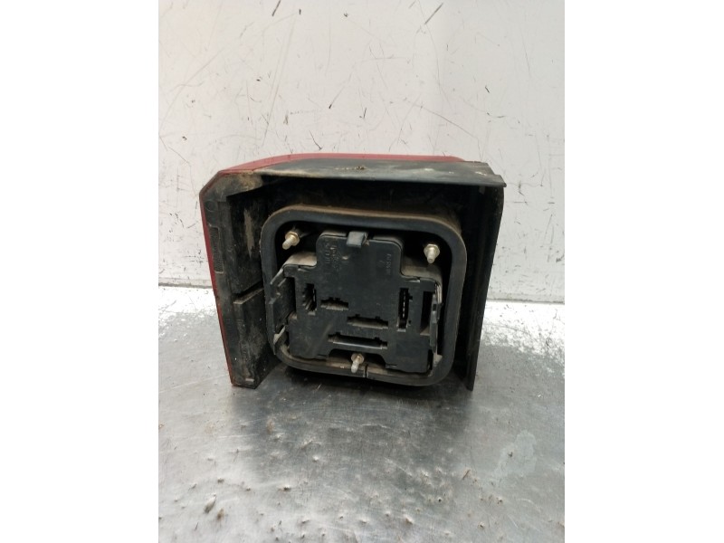 Recambio de piloto trasero derecho para volkswagen transporter t4 furgoneta (70a, 70h, 7da, 7dh, 70j) 2.5 tdi referencia OEM IAM