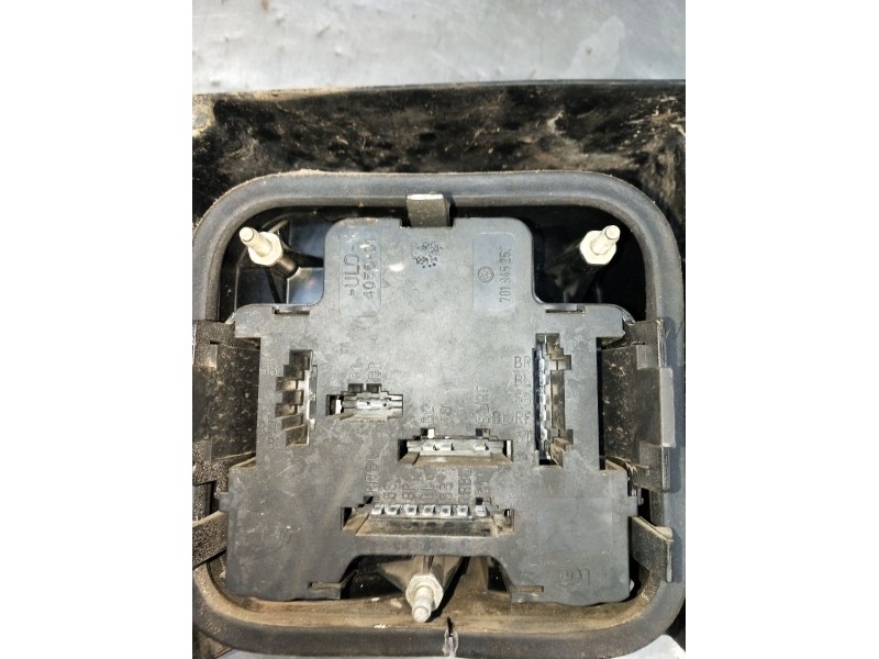 Recambio de piloto trasero derecho para volkswagen transporter t4 furgoneta (70a, 70h, 7da, 7dh, 70j) 2.5 tdi referencia OEM IAM
